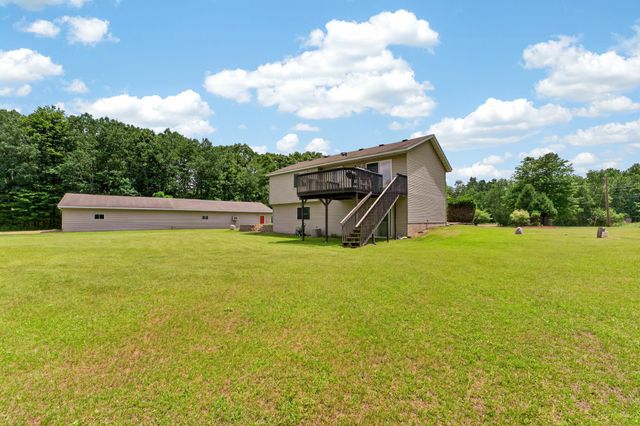 8688 380th Street, North Branch, MN 55056