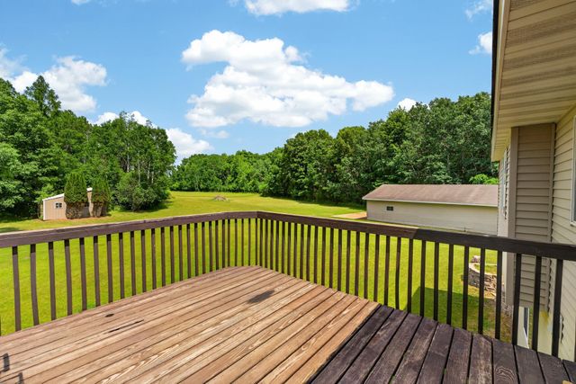 8688 380th Street, North Branch, MN 55056