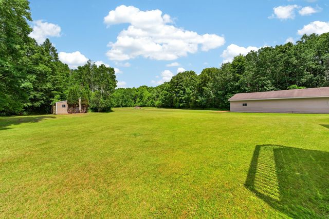 8688 380th Street, North Branch, MN 55056