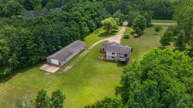 8688 380th Street, North Branch, MN 55056