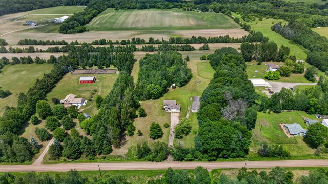 8688 380th Street, North Branch, MN 55056