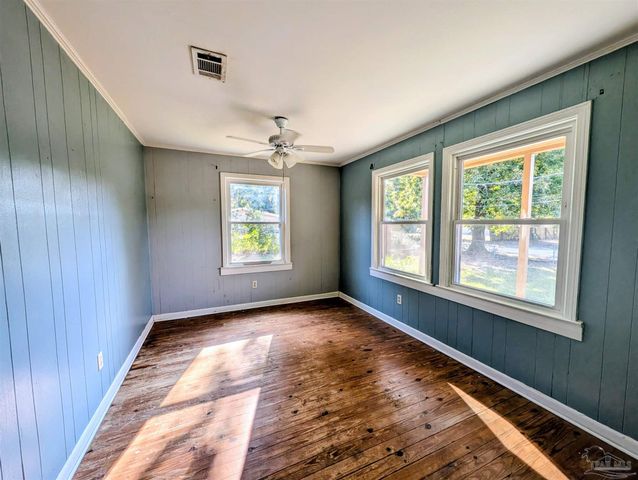 4216 Sapphire Ln, Pace, FL 32571