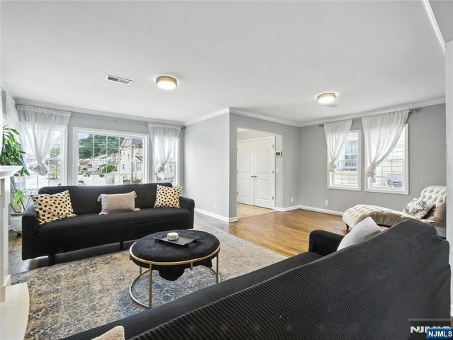 420 Crawford Terrace, Union, NJ 07083