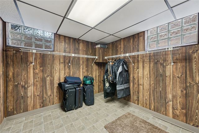 2122 Elizabeth Ct, Murrysville, PA 15632