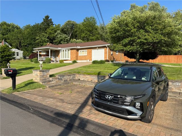 2122 Elizabeth Ct, Murrysville, PA 15632