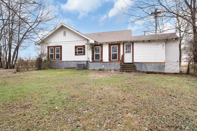 315 Park Street, Commerce, TX 75428