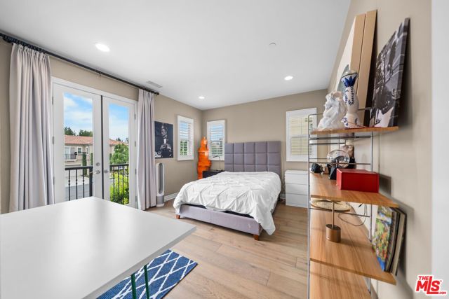 76 Haviland, Irvine, CA 92620