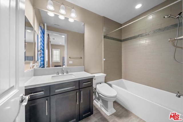 76 Haviland, Irvine, CA 92620