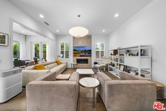 76 Haviland, Irvine, CA 92620