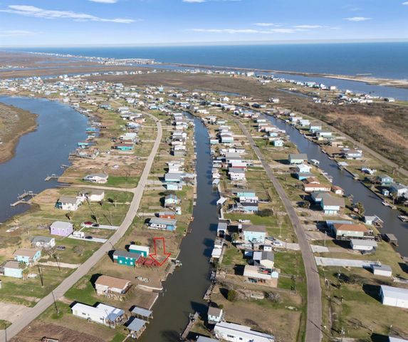 1821 County Road 201, Sargent, TX 77414