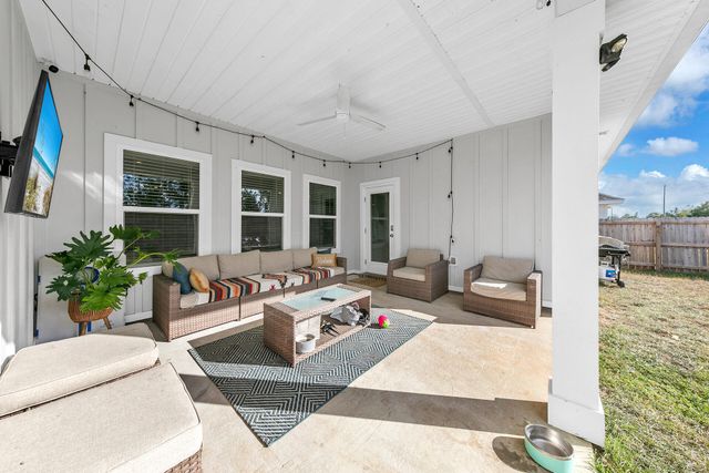 720 Quintana Street, Crestview, FL 32539