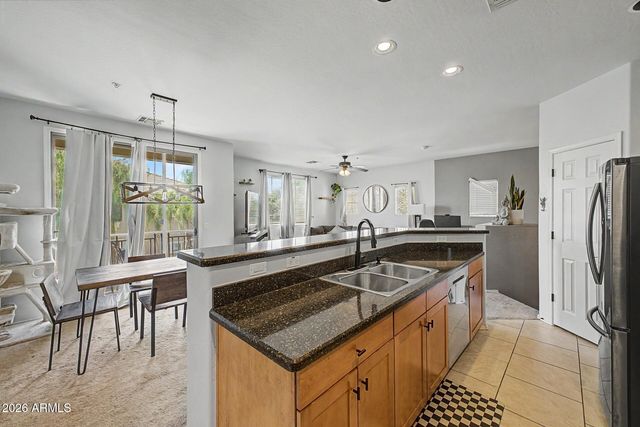 1250 S RIALTO -- 44, Mesa, AZ 85209