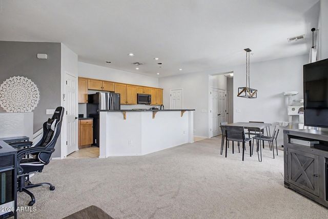 1250 S RIALTO -- 44, Mesa, AZ 85209