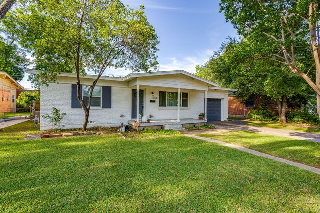 1508 Juanita Drive, Arlington, TX 76013