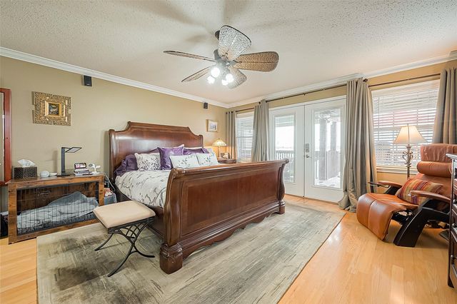 792 W Bayshore Drive, Palacios, TX 77465