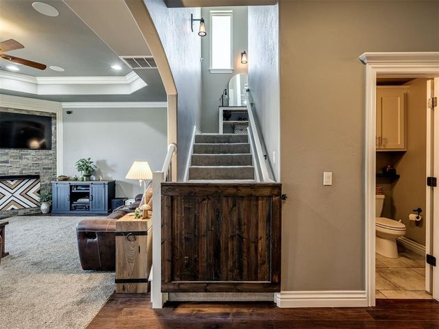 1404 Katelyn Court, Yukon, OK 73099