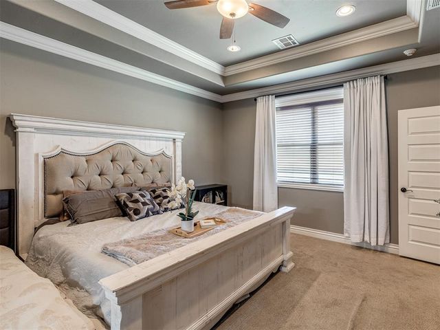 1404 Katelyn Court, Yukon, OK 73099