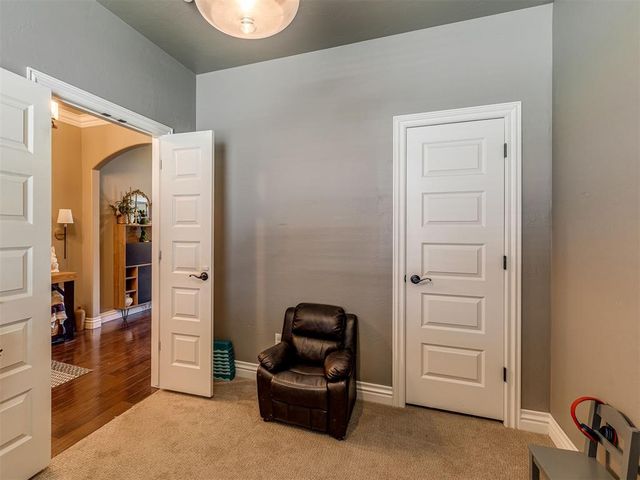 1404 Katelyn Court, Yukon, OK 73099