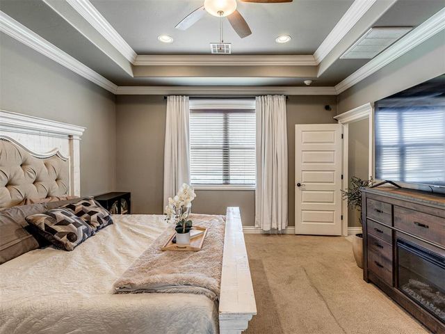 1404 Katelyn Court, Yukon, OK 73099