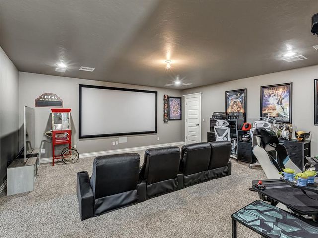 1404 Katelyn Court, Yukon, OK 73099