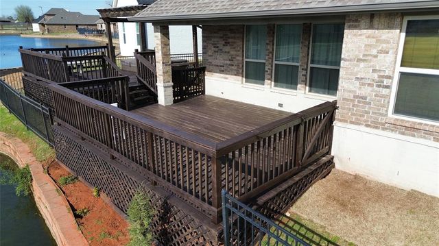 1404 Katelyn Court, Yukon, OK 73099