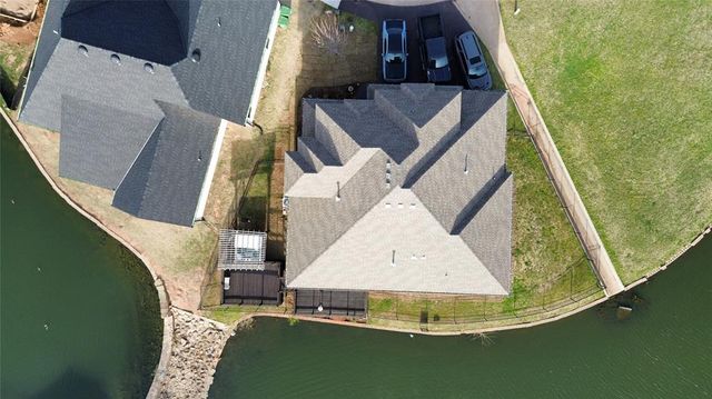 1404 Katelyn Court, Yukon, OK 73099