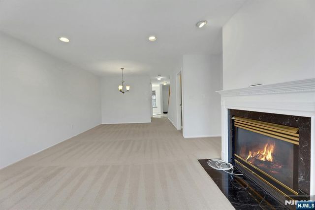 2198 Kent Court, Mahwah, NJ 07430