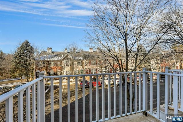 2198 Kent Court, Mahwah, NJ 07430