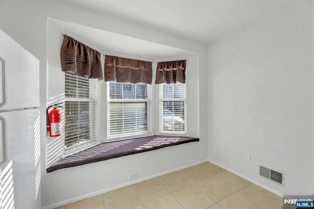 2198 Kent Court, Mahwah, NJ 07430
