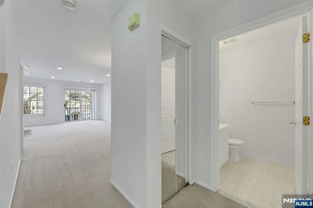 2198 Kent Court, Mahwah, NJ 07430