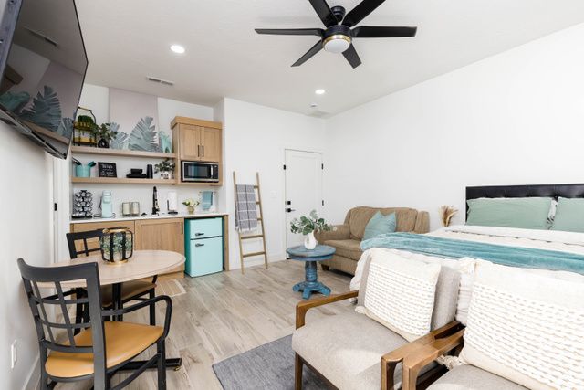 2221 S ANGELL HEIGHTS DR, Hurricane, UT 84737