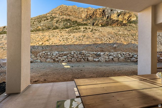 2221 S ANGELL HEIGHTS DR, Hurricane, UT 84737