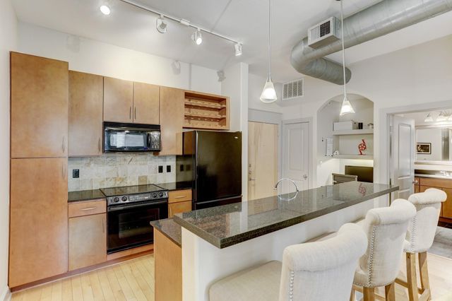 1901 Post Oak Boulevard 3502, Houston, TX 77056