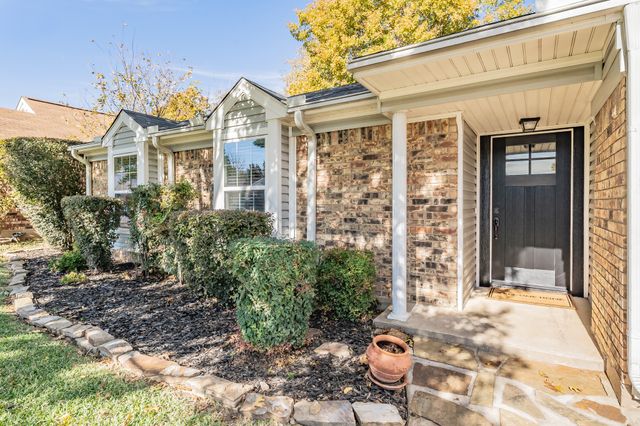 505 Rosemary Lane, Euless, TX 76039