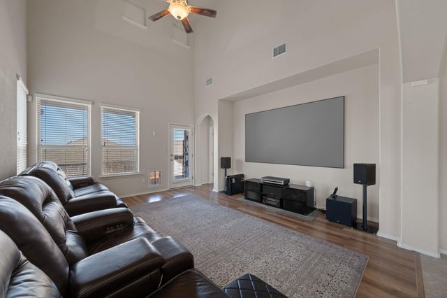 104 Buescher CV, Hutto, TX 78634