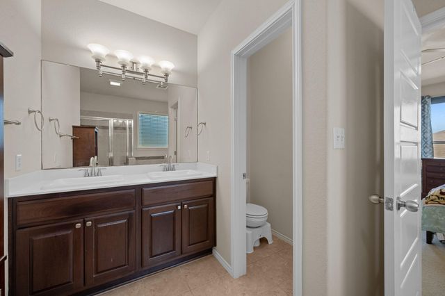 104 Buescher CV, Hutto, TX 78634