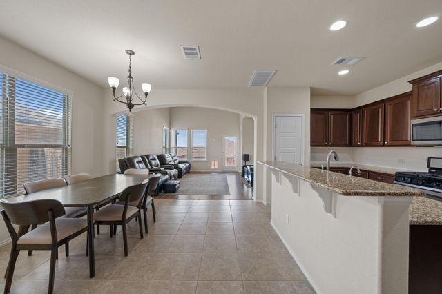 104 Buescher CV, Hutto, TX 78634