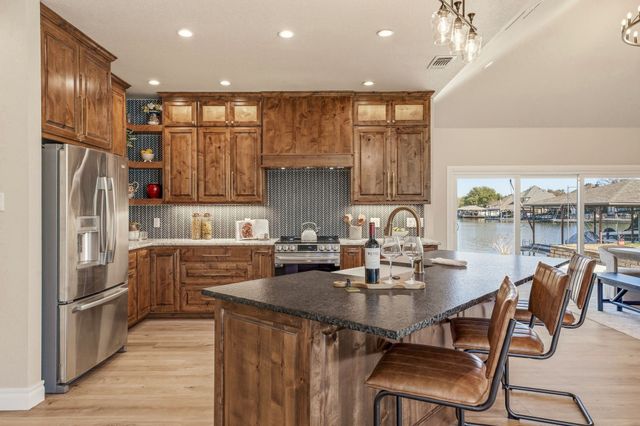 2309 River Road, Granbury, TX 76048