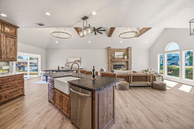 2309 River Road, Granbury, TX 76048