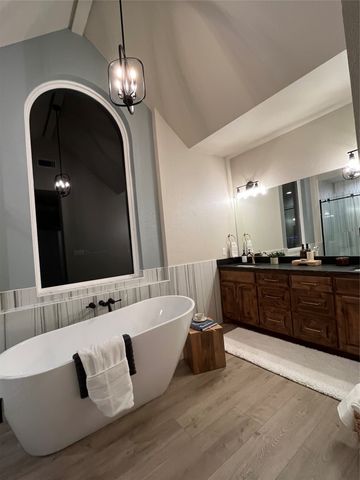 2309 River Road, Granbury, TX 76048