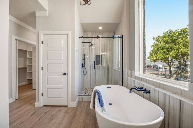 2309 River Road, Granbury, TX 76048