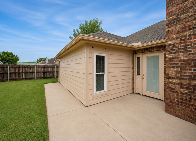 11283 S 274th East Avenue, Coweta, OK 74429