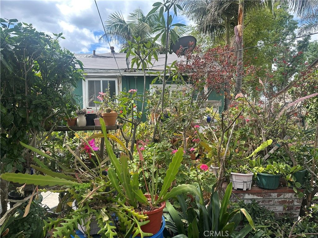 Image 10 of property listing at 2437 Bloomdale, Duarte, CA 91010