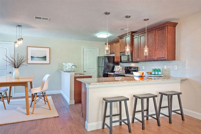 5616 Preston Oaks Road 110, Dallas, TX 75254