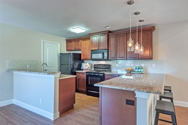 5616 Preston Oaks Road 110, Dallas, TX 75254