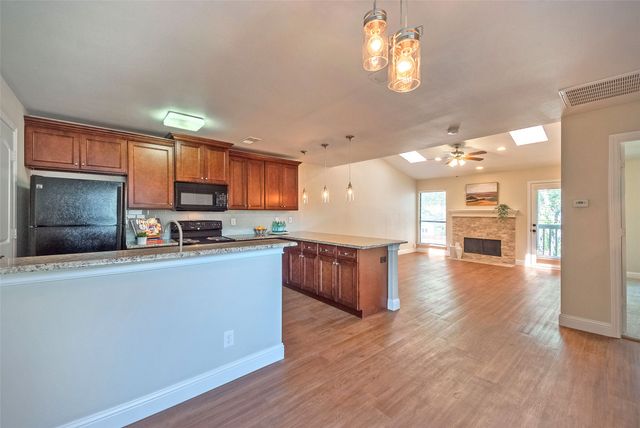 5616 Preston Oaks Road 110, Dallas, TX 75254