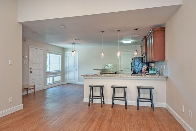 5616 Preston Oaks Road 110, Dallas, TX 75254