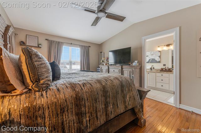 20988 Foxtree Court, Southfield, MI 48075