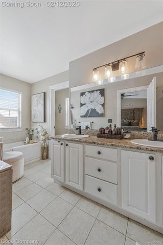 20988 Foxtree Court, Southfield, MI 48075