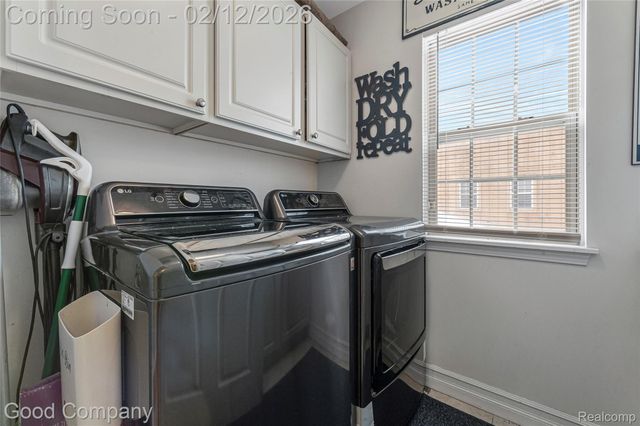 20988 Foxtree Court, Southfield, MI 48075